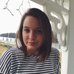 Meet your Posher, Eliza